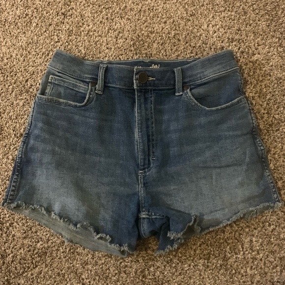 Wrangler high waisted shorts - Picture 1 of 2
